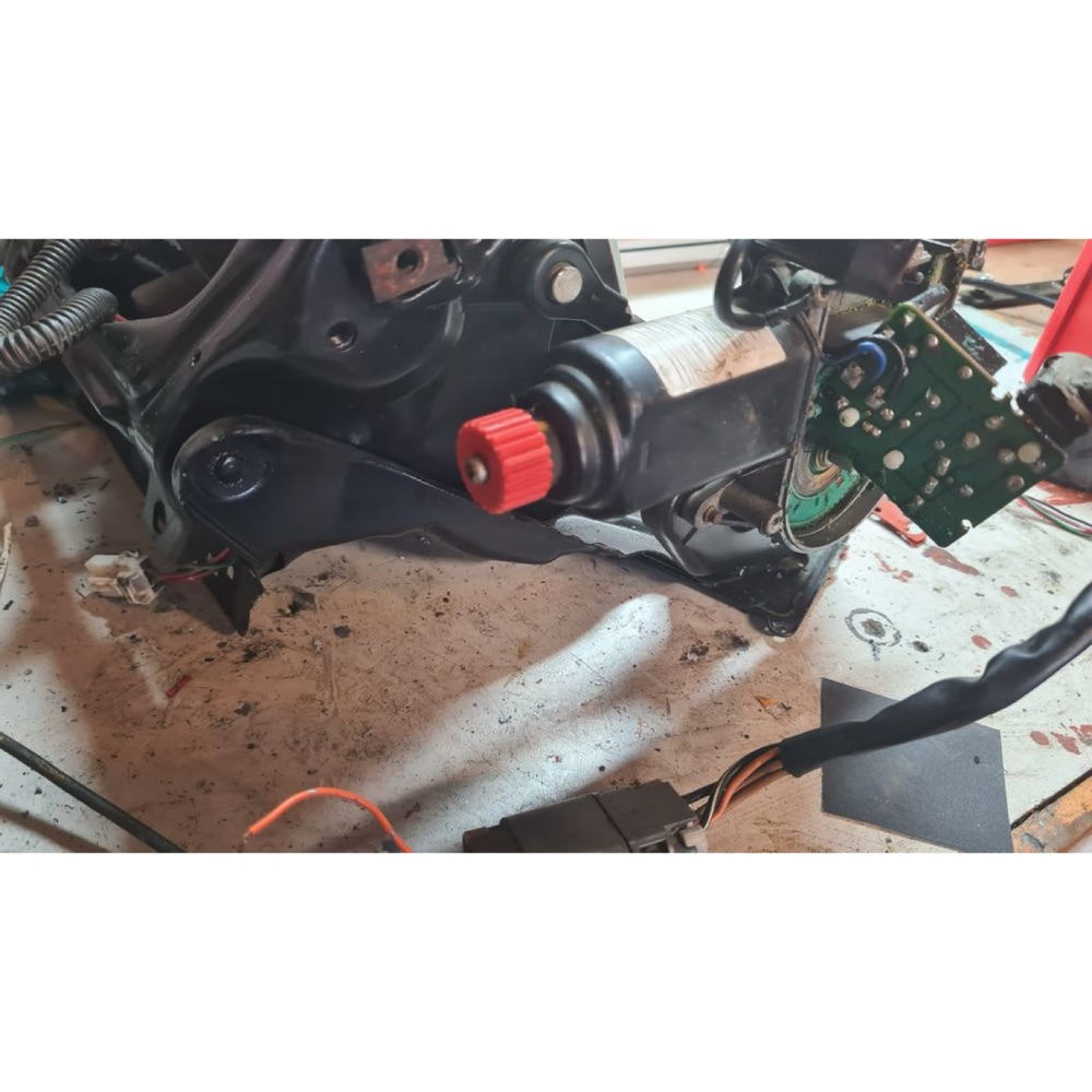 Nissan 200SX (S13) gizli far motoru ayar bileziği görsel 2