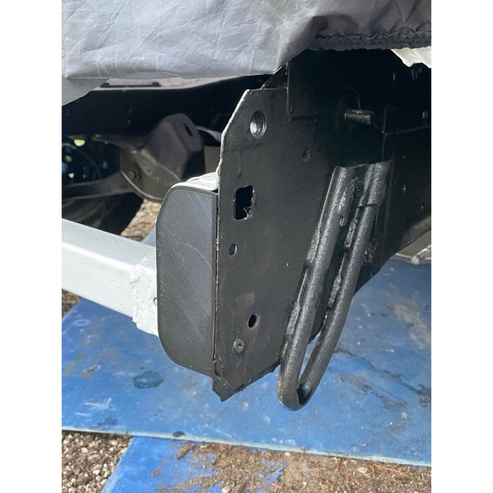 Nissan S13 şasi rayı uç kapakları