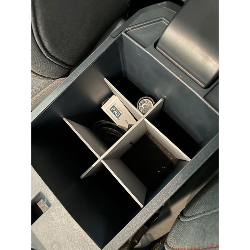 Ford Maverick Orta Konsol Bölme Sistemi görsel 2