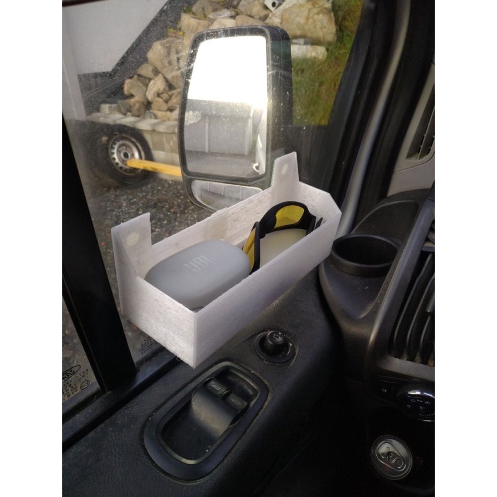 Ford Transit Custom Cam Önü Depolama Tepsisi
