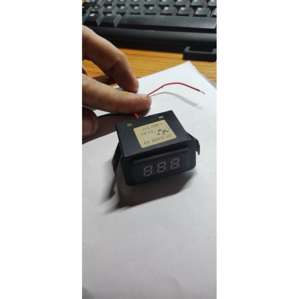 Voltmetre Kutusu (BMW E30 Uyumlu)