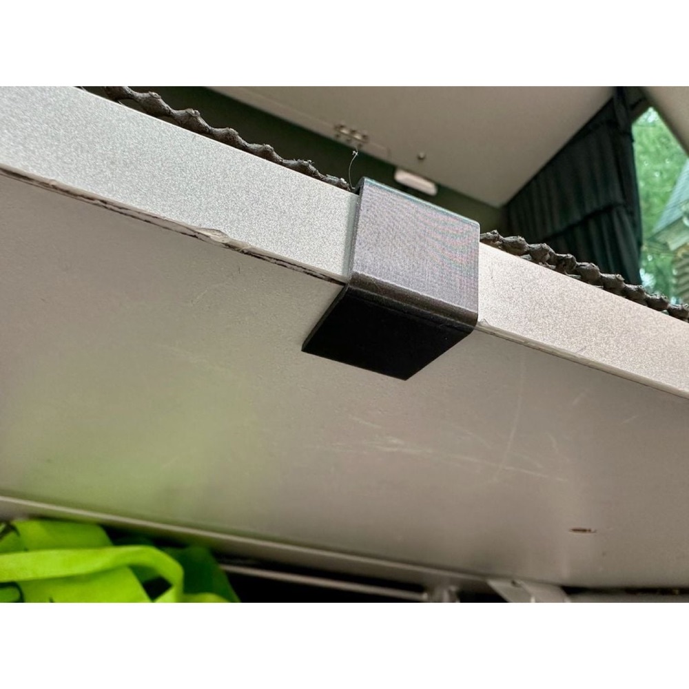 VW T5/T6 Antirulant Mat Klipsi görsel 3