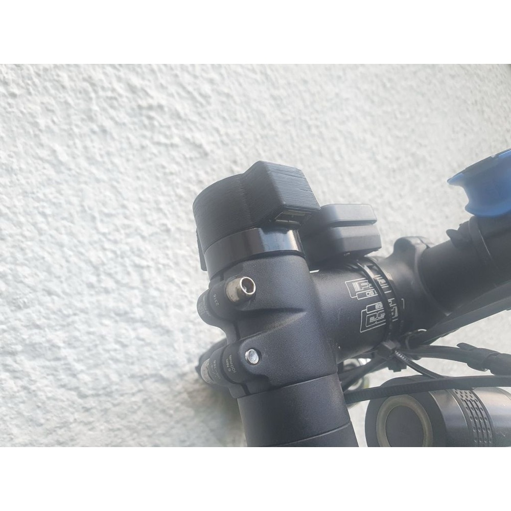 Bisiklet USB Soket Gövdesi (Dinamo Şarj Sistemi İçin)
