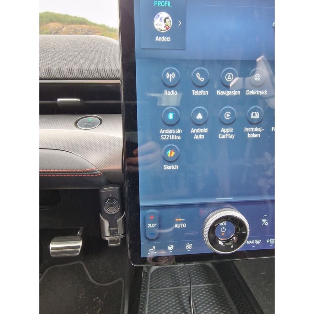 Ford Mustang Mach-E Garaj Kapısı Kumandası Tutucusu görsel 3