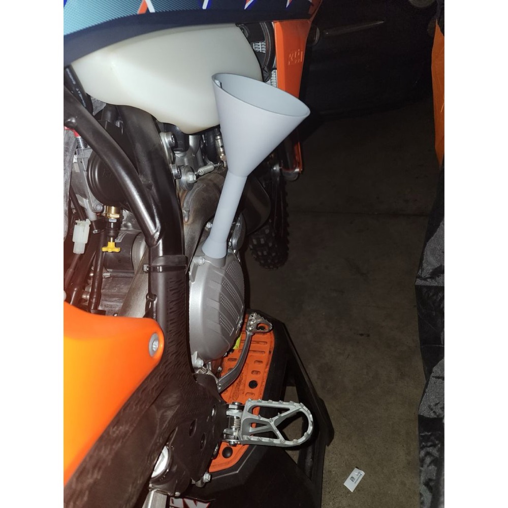 KTM Yağ Hunisi görsel 2