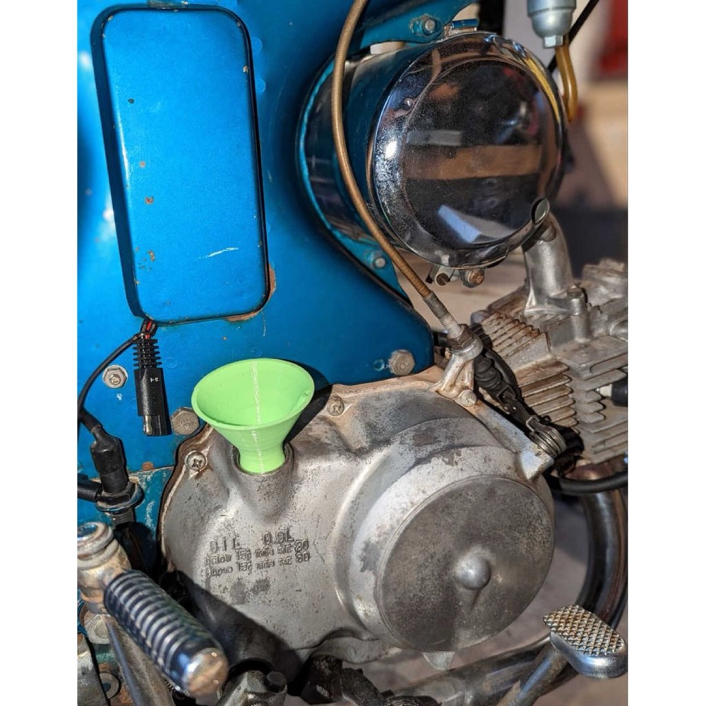 Honda 90 Yakıt Hunisi görsel 2