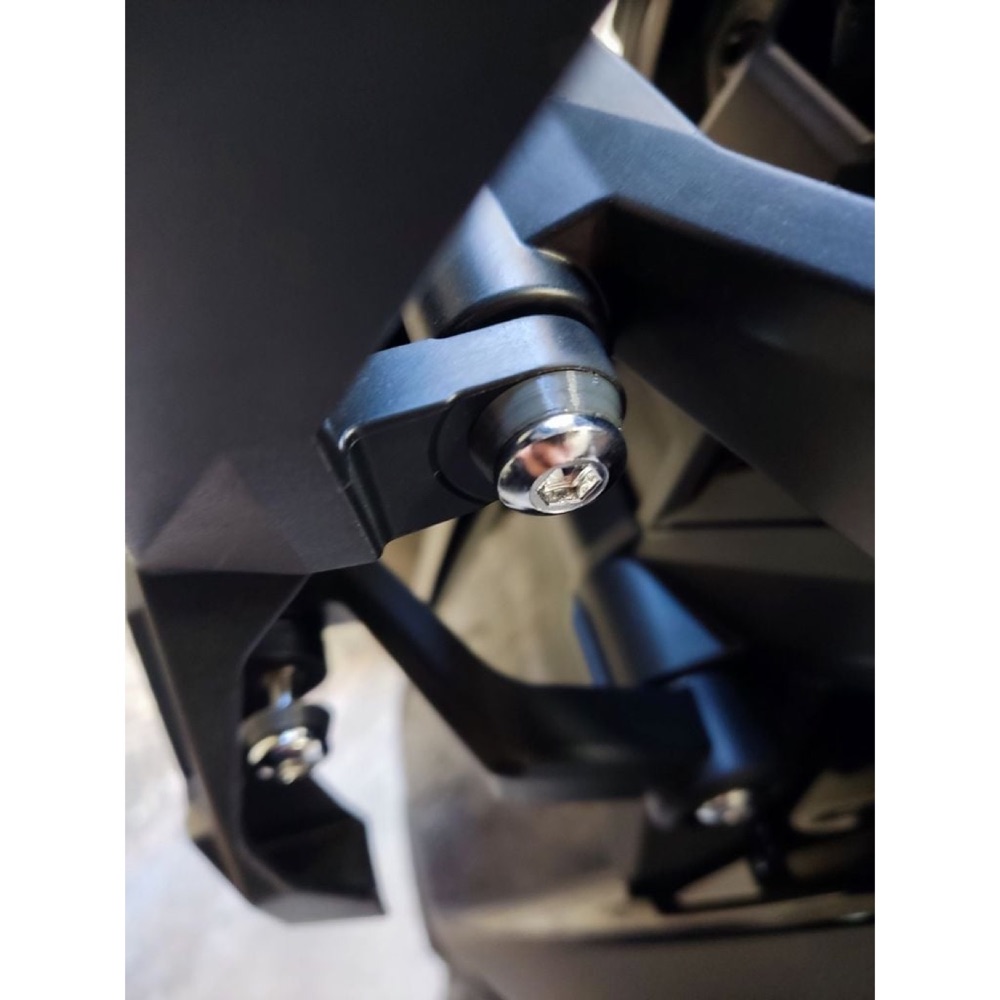 Honda X-ADV 2023 Ön Rüzgar Kesici Pul Seti