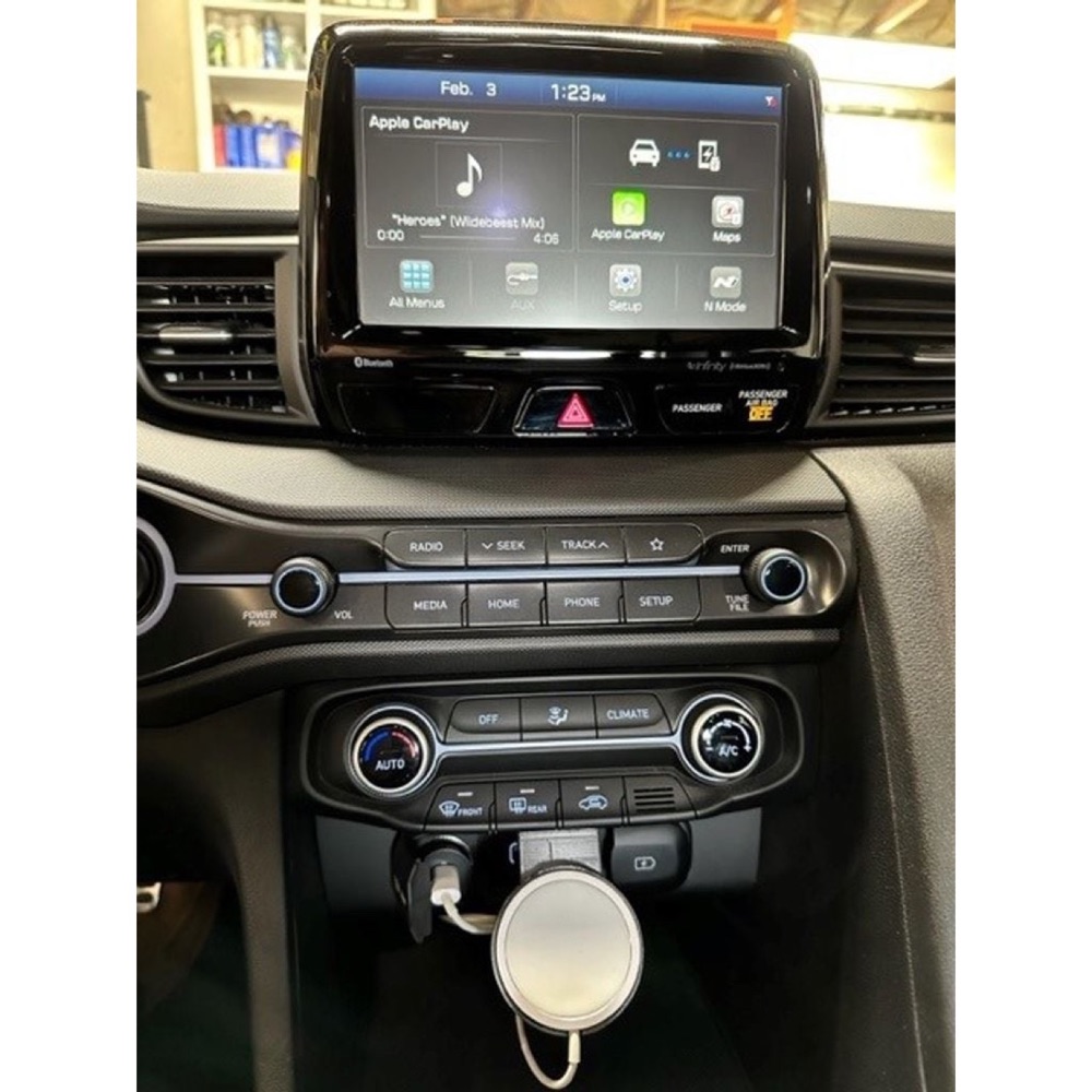 Hyundai Veloster Magsafe Telefon Tutucusu görsel 2