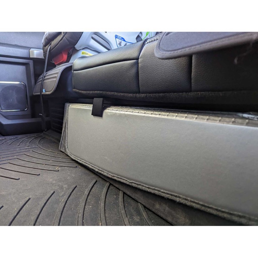 Ford Super Duty Koltuk Altı Saklama Klipsi