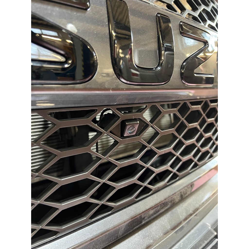 Isuzu D-Max RG01 Ön Izgara Kamera Tutucu görsel 2
