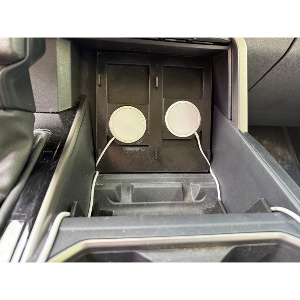 Qi/MagSafe Tutucu (Toyota Tundra 2022+)
