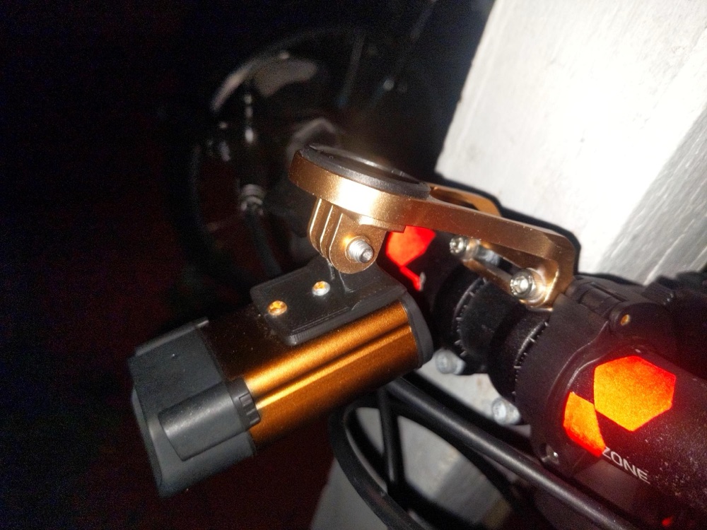Bisiklet Farı GoPro Mount Adaptörü (Ekonomik Farlar İçin) görsel 2