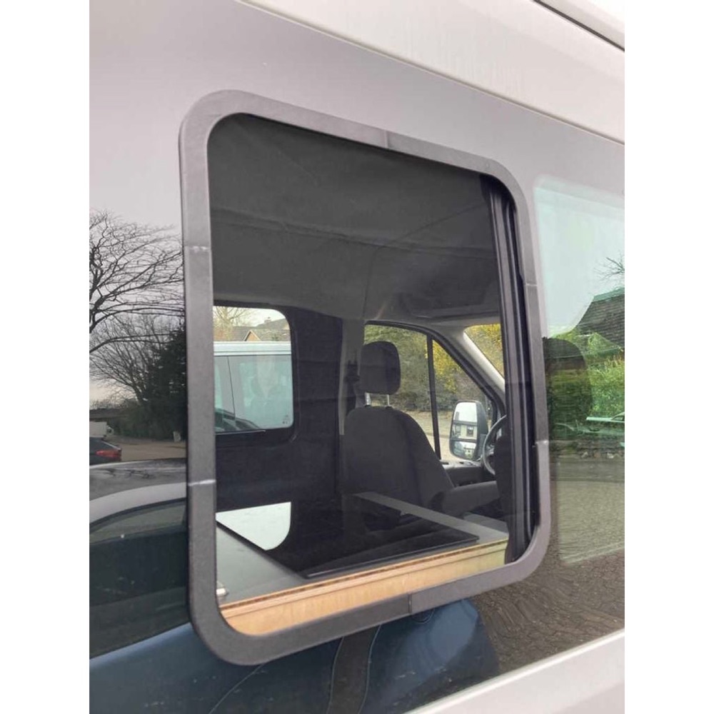 Ford Transit Sivrisinek Ağı Çerçevesi görsel 2