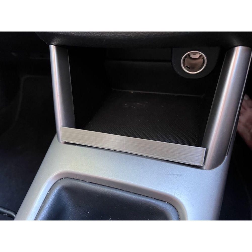 Subaru Forester Konsol Gözü Ayırıcı Duvarı (SH Kasa) görsel 2