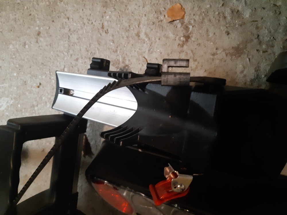 Bisiklet Taşıyıcı Kayış Kenara Tutucusu görsel 3