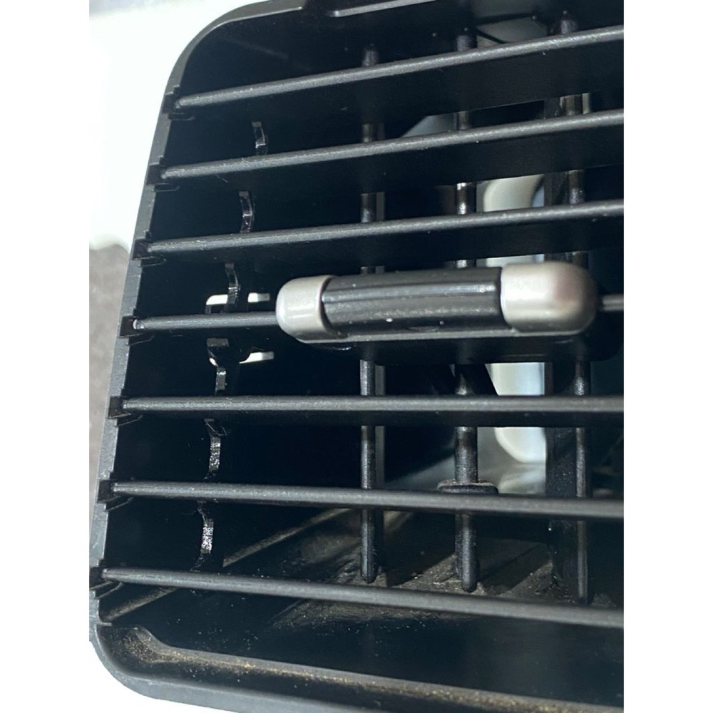Mitsubishi Pajero Menfez Sürgüsü görsel 2