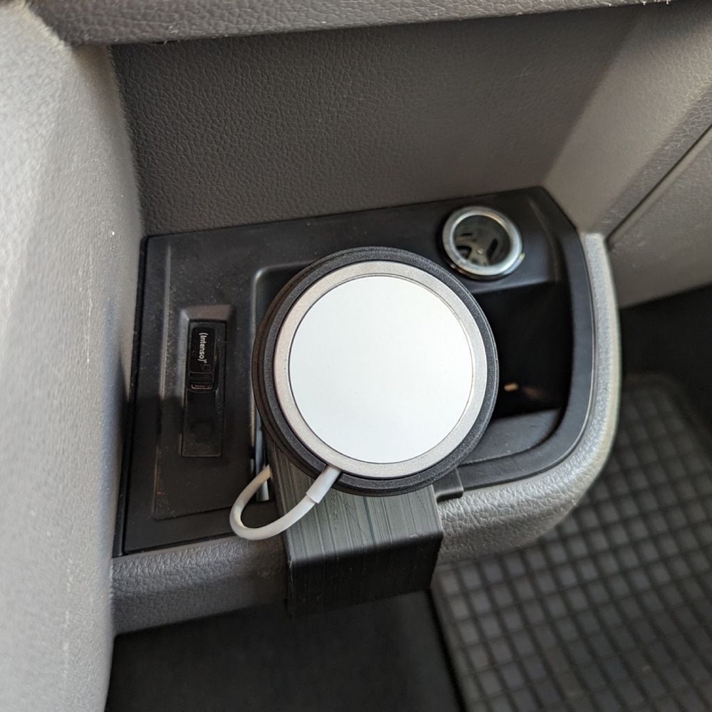 VW T6.1 Magsafe/QI Şarj Tabanı