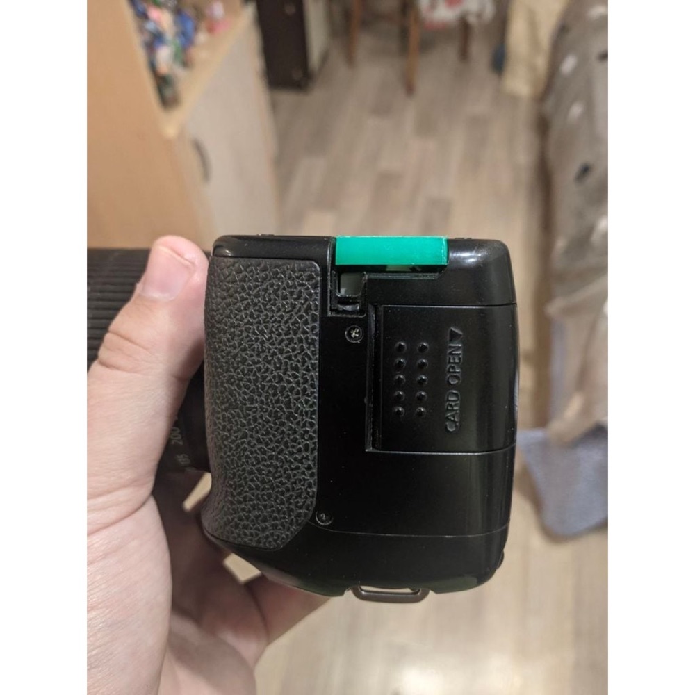 Canon 450D 500D 1000D battery door replacement görsel 3