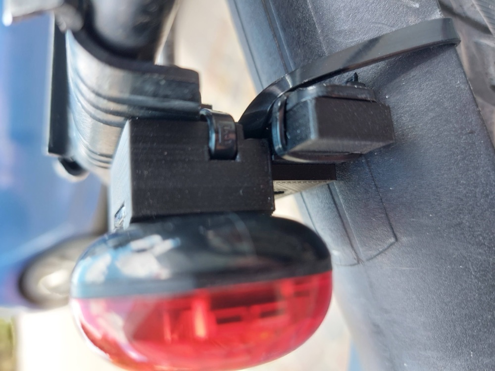 Bisiklet Cateye Arka Fener Tutucusu (Topeak MTX Bagaj Uyumlu) görsel 4