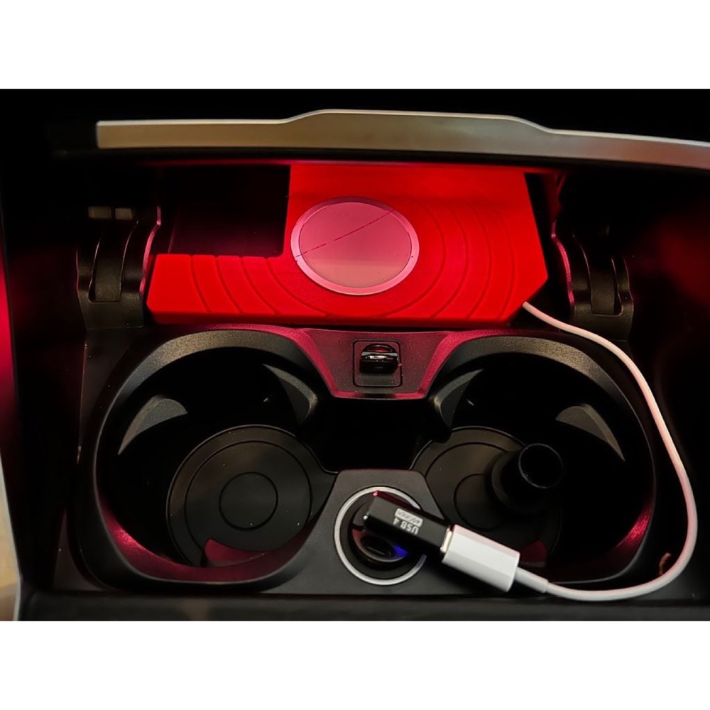 MagSafe Şarj Çerçevesi (BMW i4 Uyumlu) görsel 4