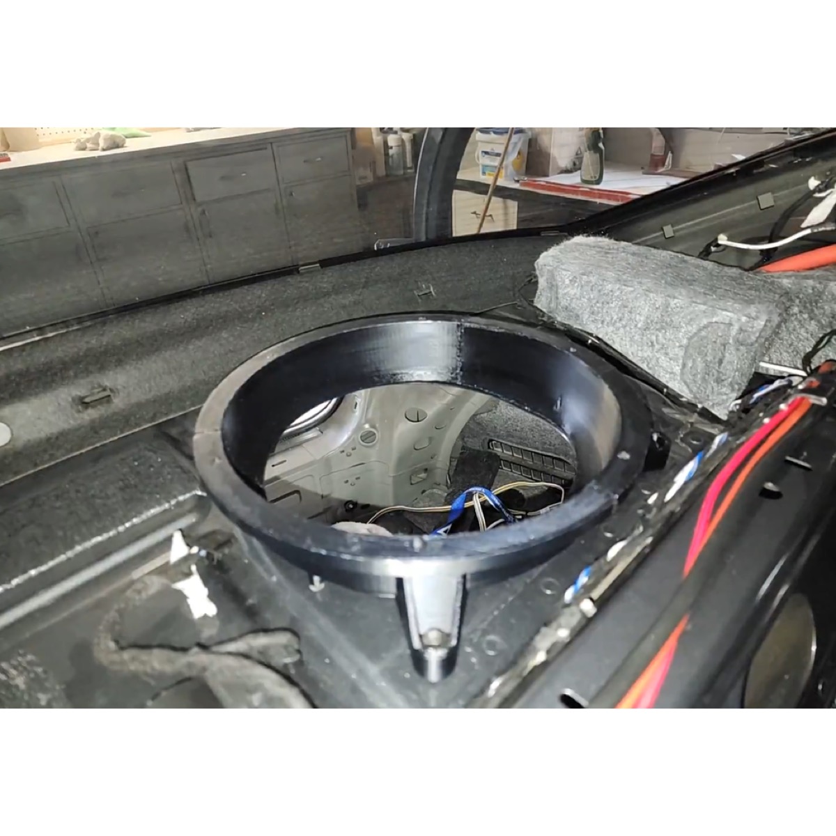 Audi A3/S3/RS3 10" Subwoofer Adaptör Halkası (8V0035412) görsel 4