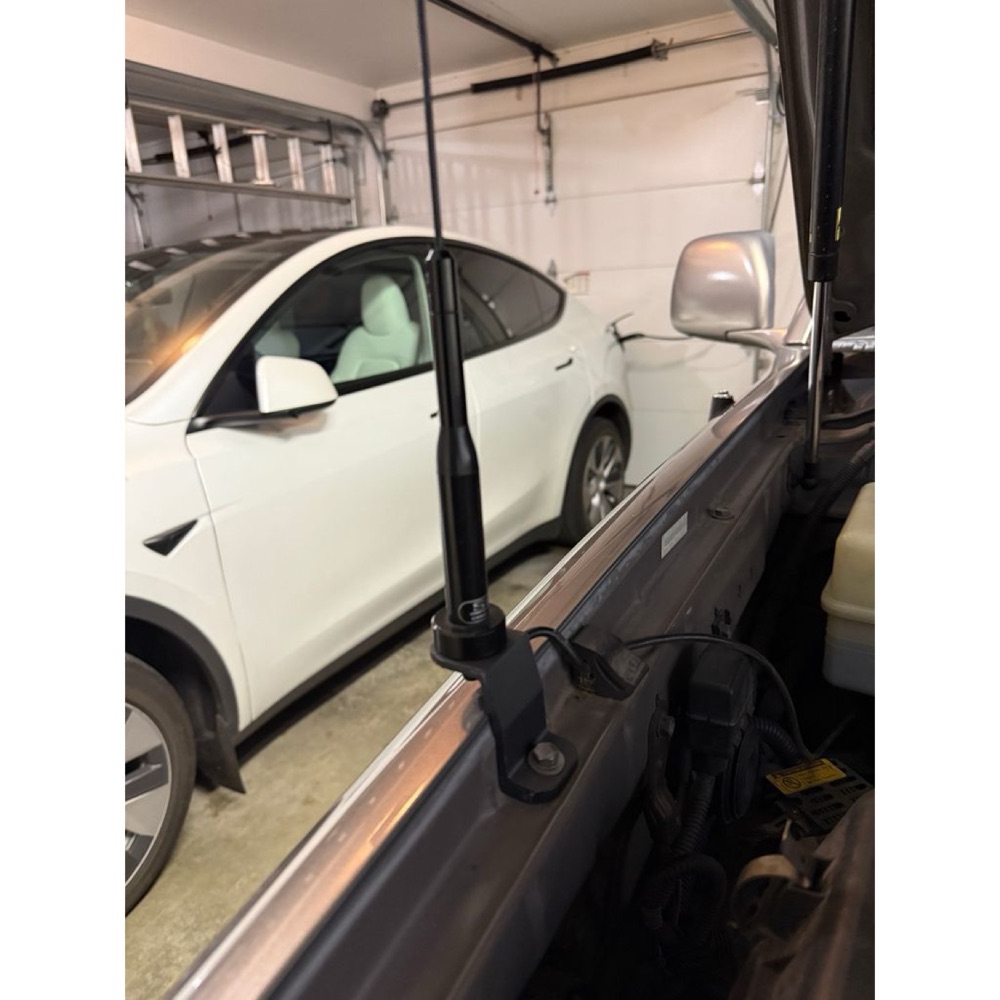 Lexus LX470/Land Cruiser 100 Anten Montajı görsel 2