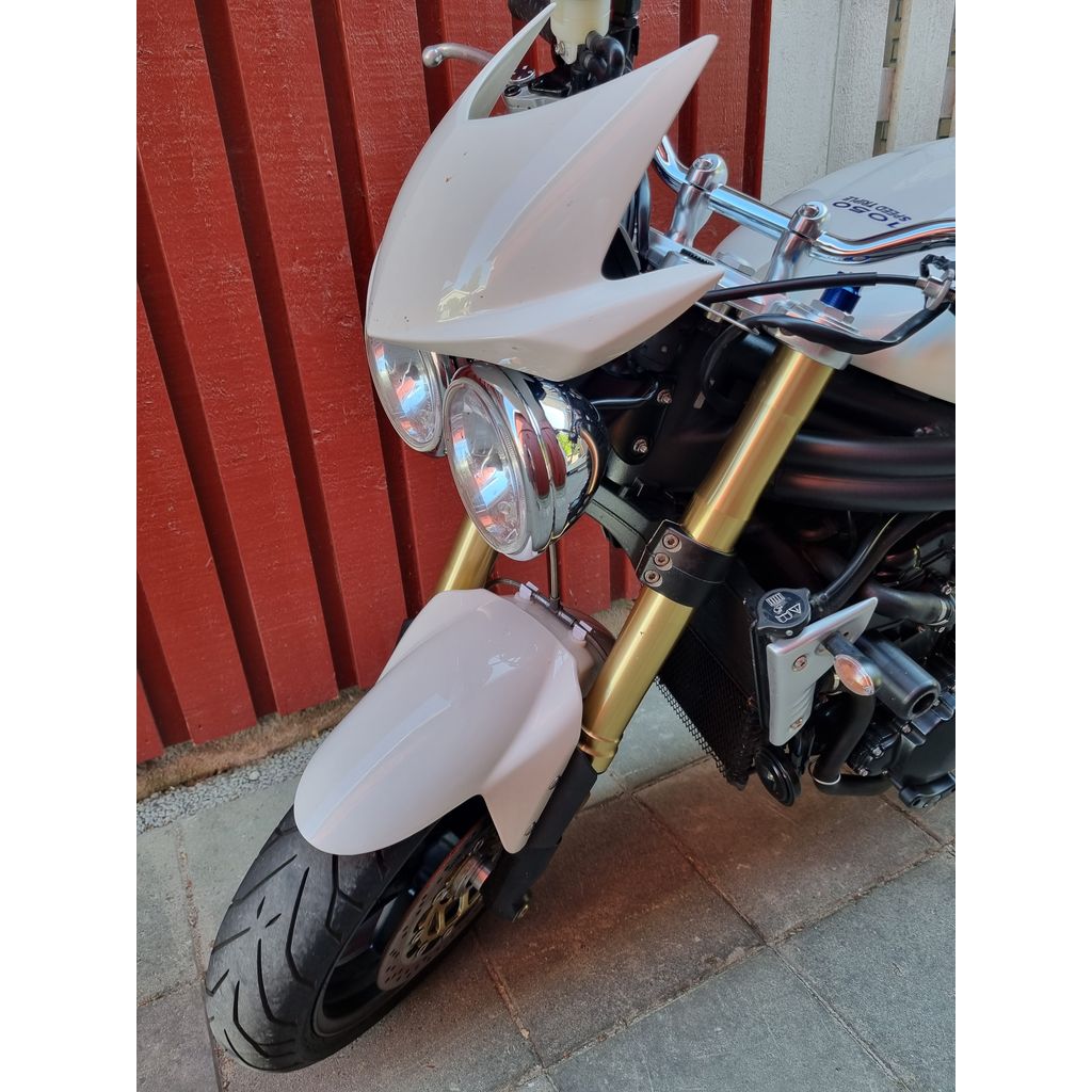 Triumph Fren Hortumu Kelepçesi görsel 3