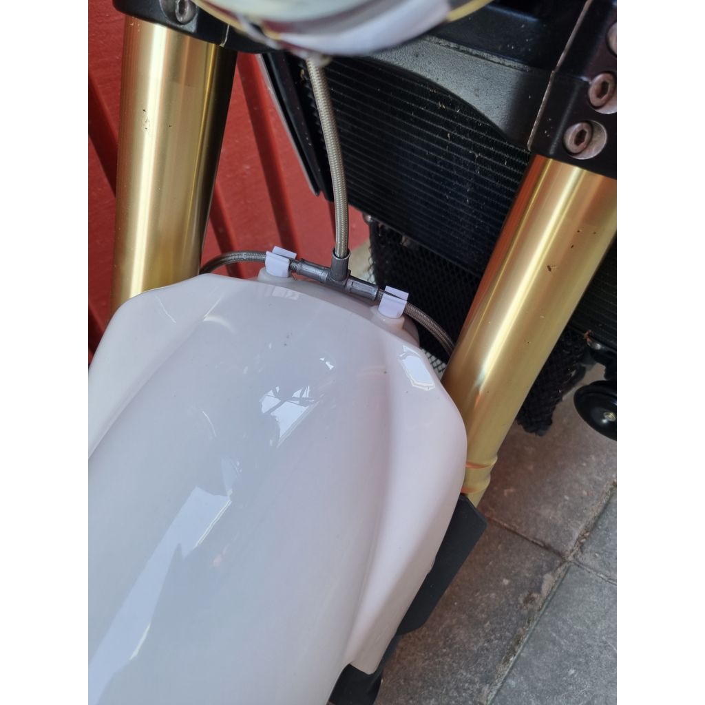 Triumph Fren Hortumu Kelepçesi görsel 4