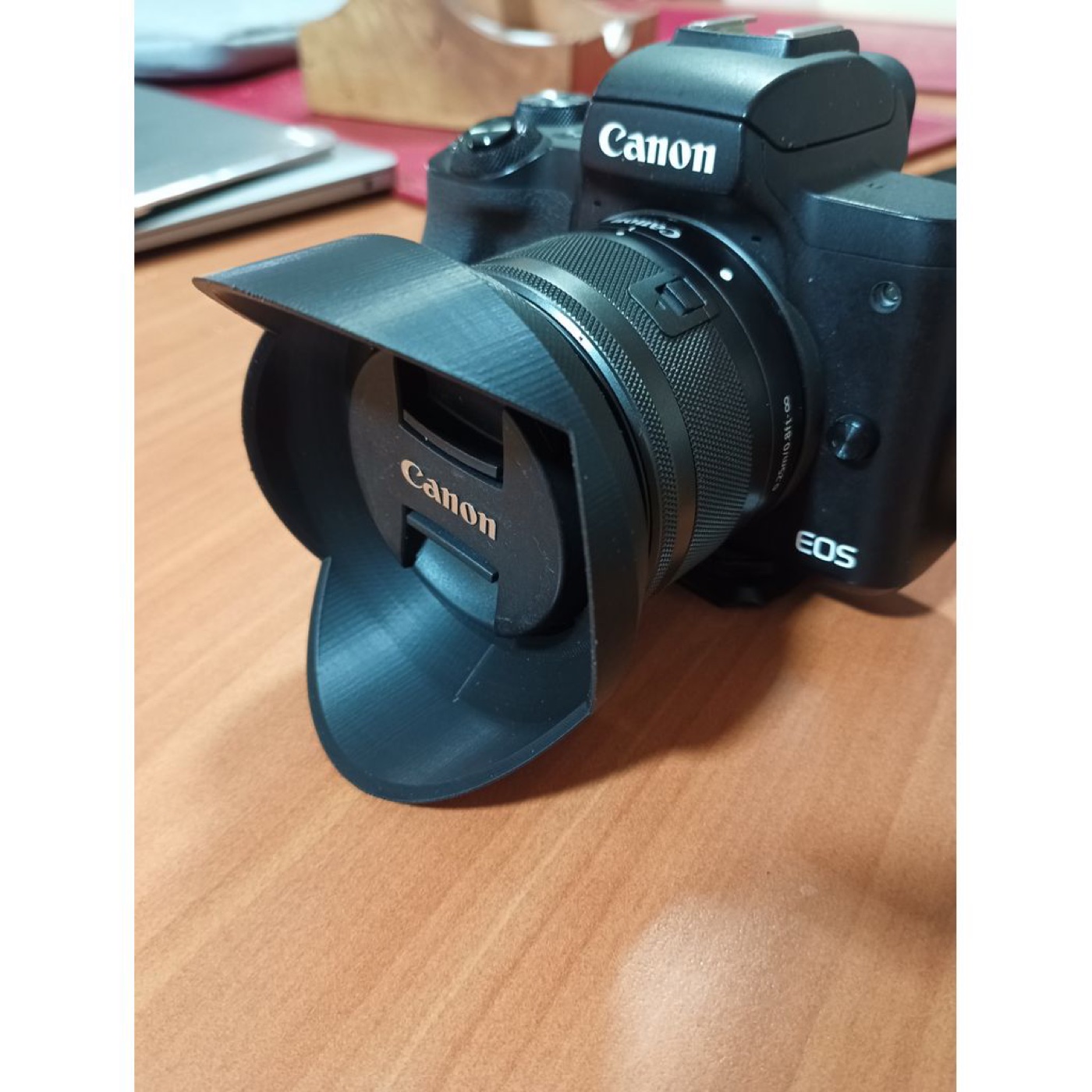 Canon EF-M 15-45mm Lens için Parasoley görsel 3