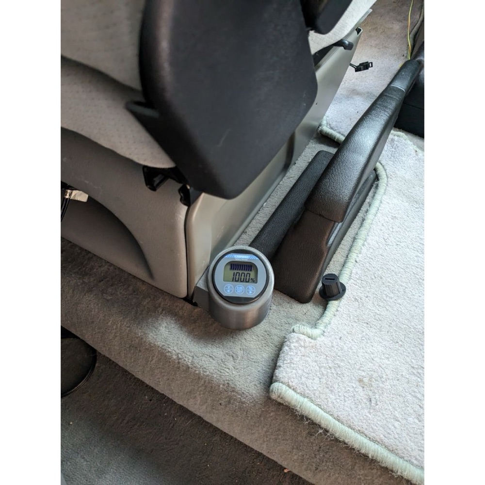 VW Eurovan Akü İzleme Ünitesi Kasa ve Şönt Braketi görsel 2