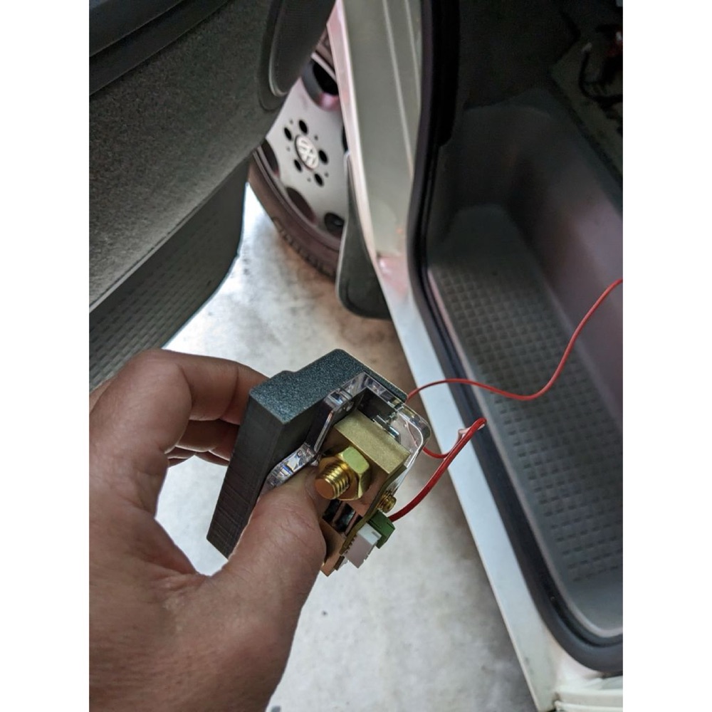 VW Eurovan Akü İzleme Ünitesi Kasa ve Şönt Braketi görsel 5