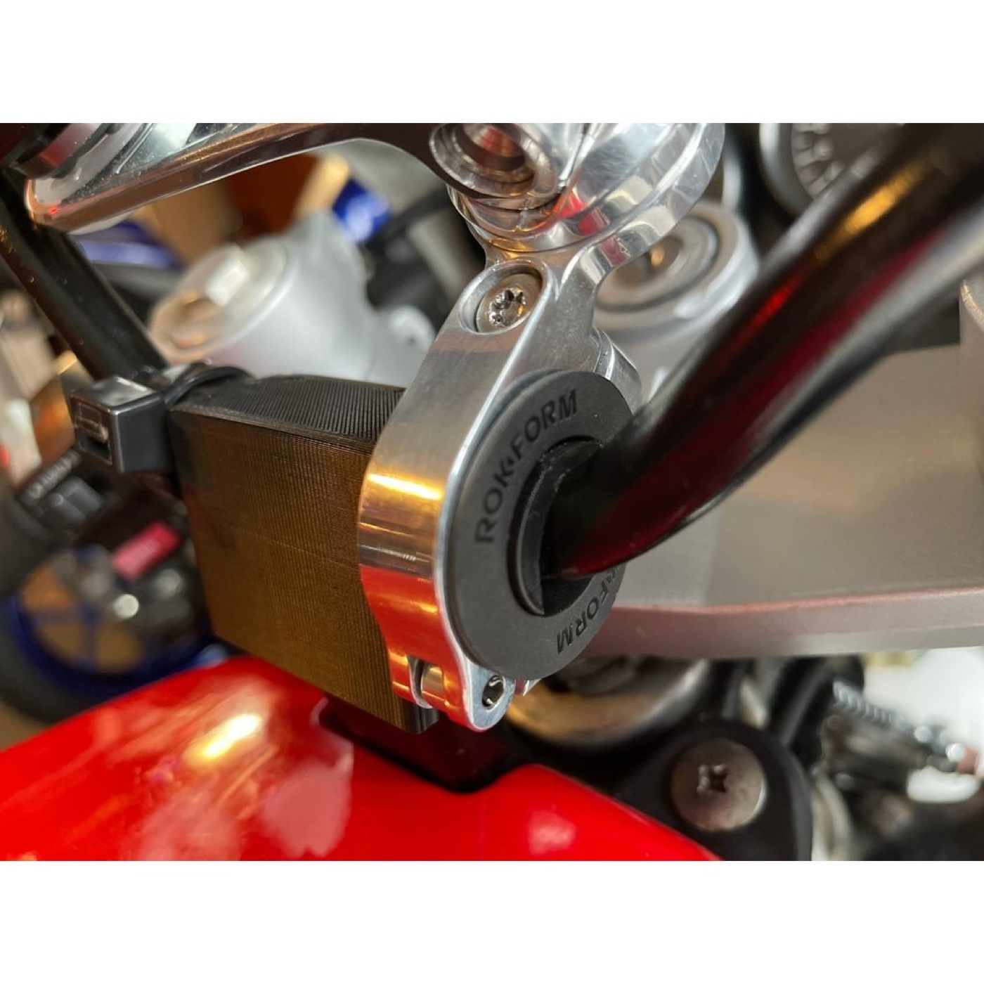 Yamaha FZR600 Rokform Telefon Tutucu Bağlantı Braketi görsel 4