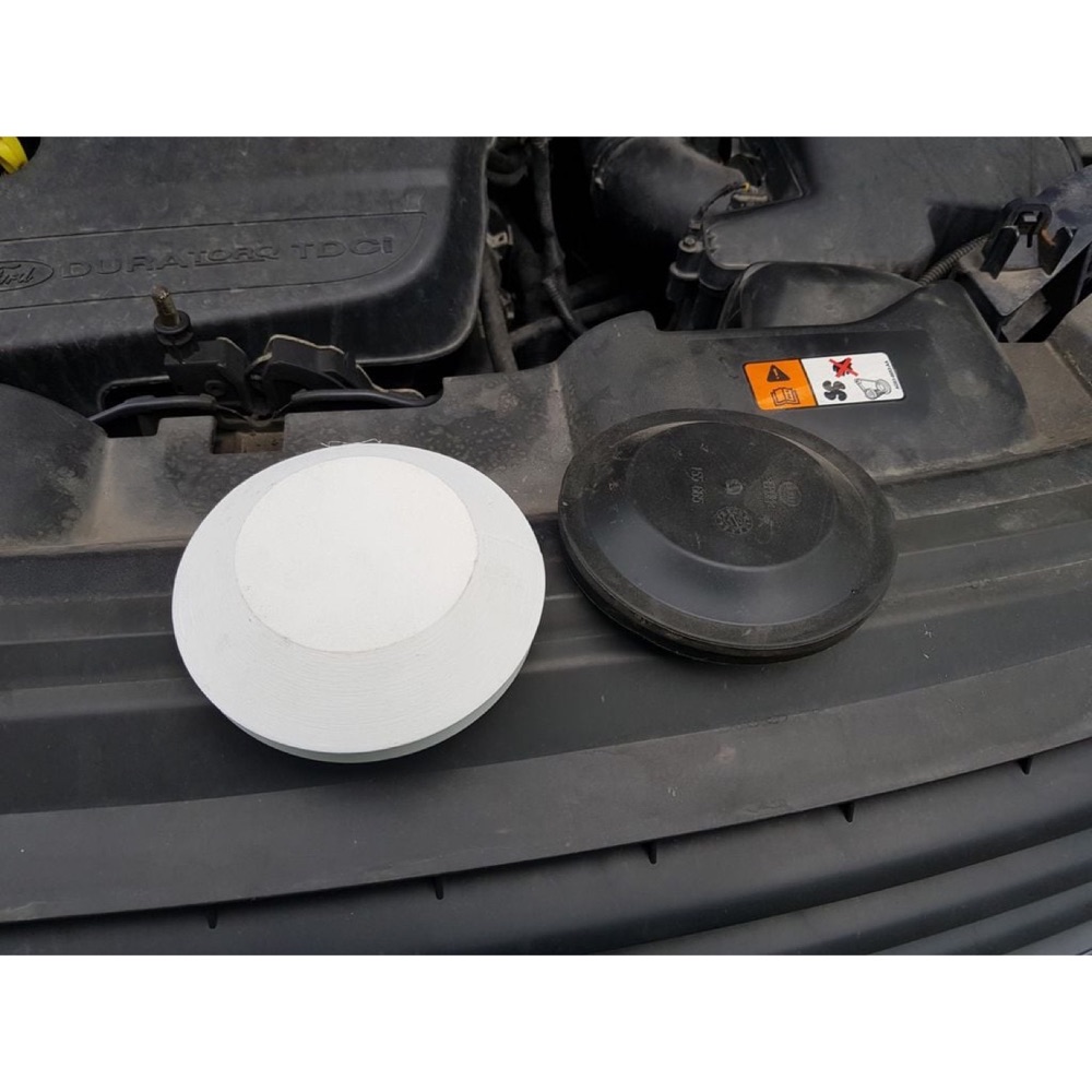 Ford Kuga Mk1 Far Lastik Kapağı görsel 2