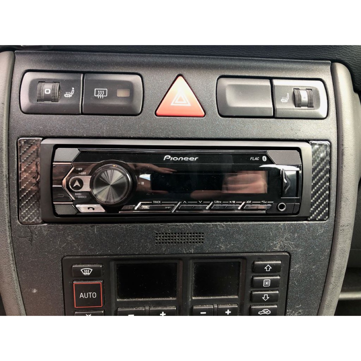 Audi A3 8L Radyo Çerçevesi (Kompakt) görsel 3