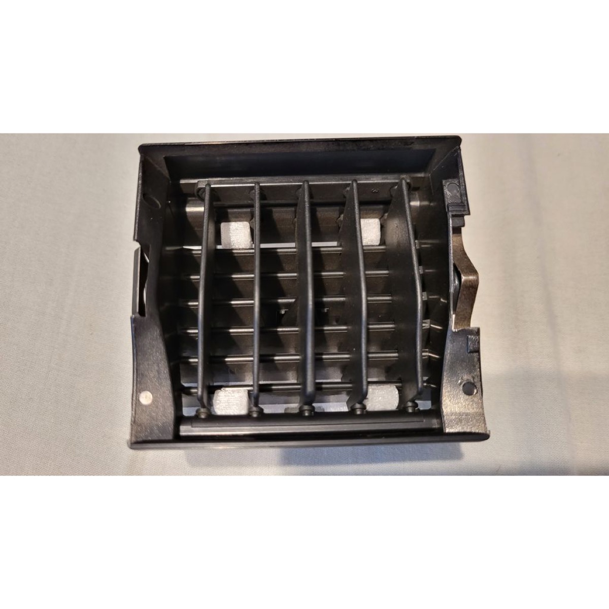 Audi A4 B5 Havalandırma Telefon Tutucusu görsel 3