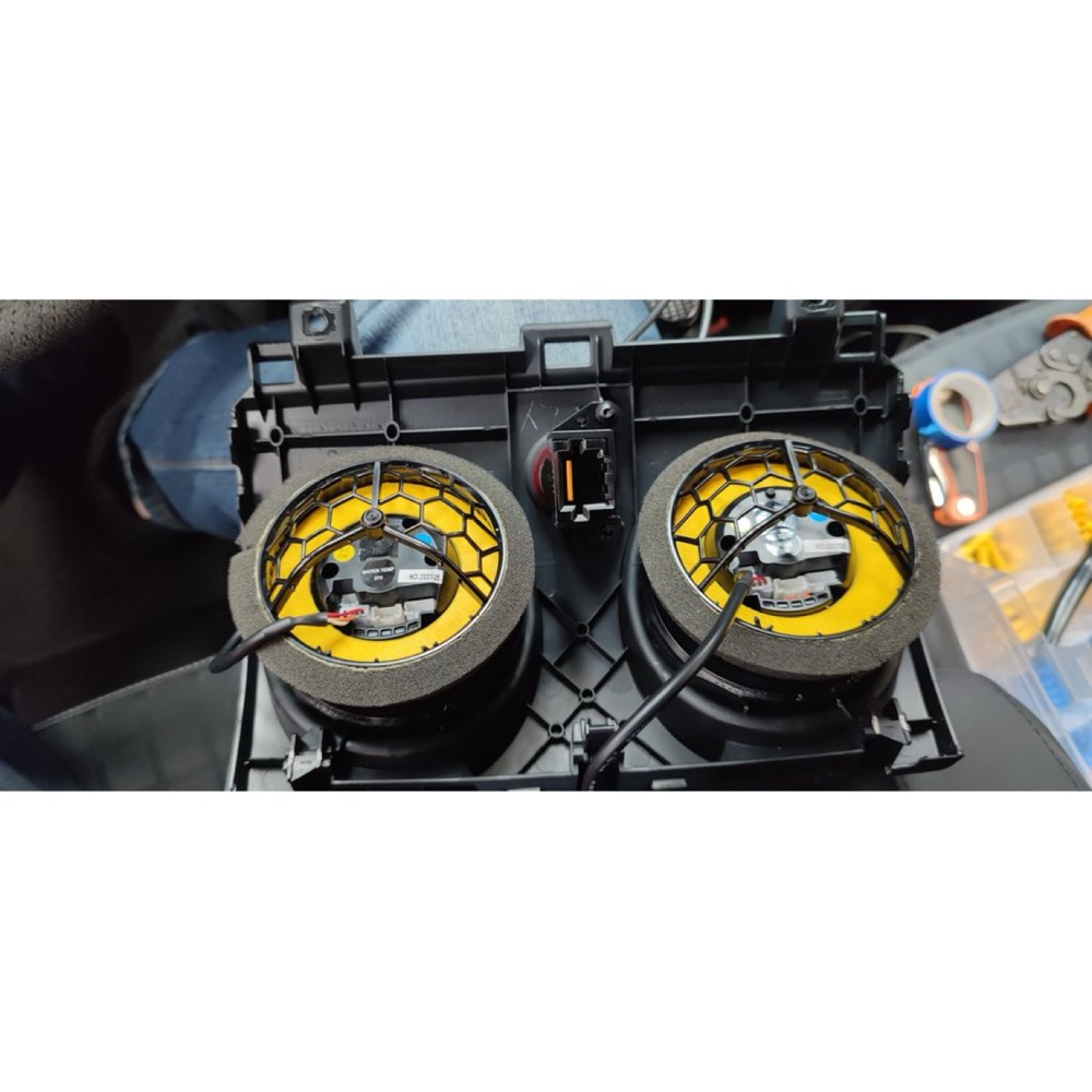 Mitsubishi Colt CZT Ralliart 52mm Gösterge Yuvası görsel 3