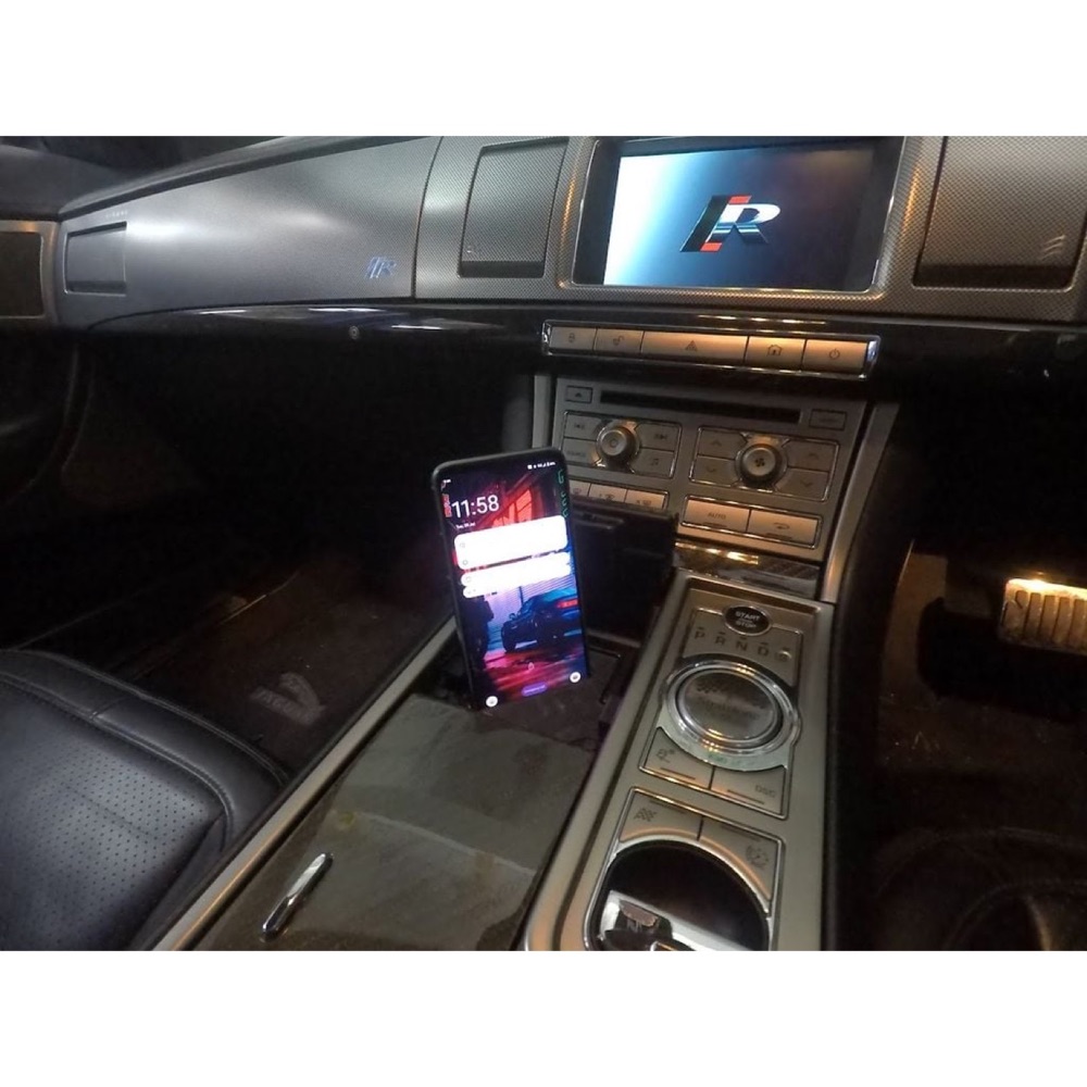 Jaguar XF (X250) Kapaklı Telefon Standı