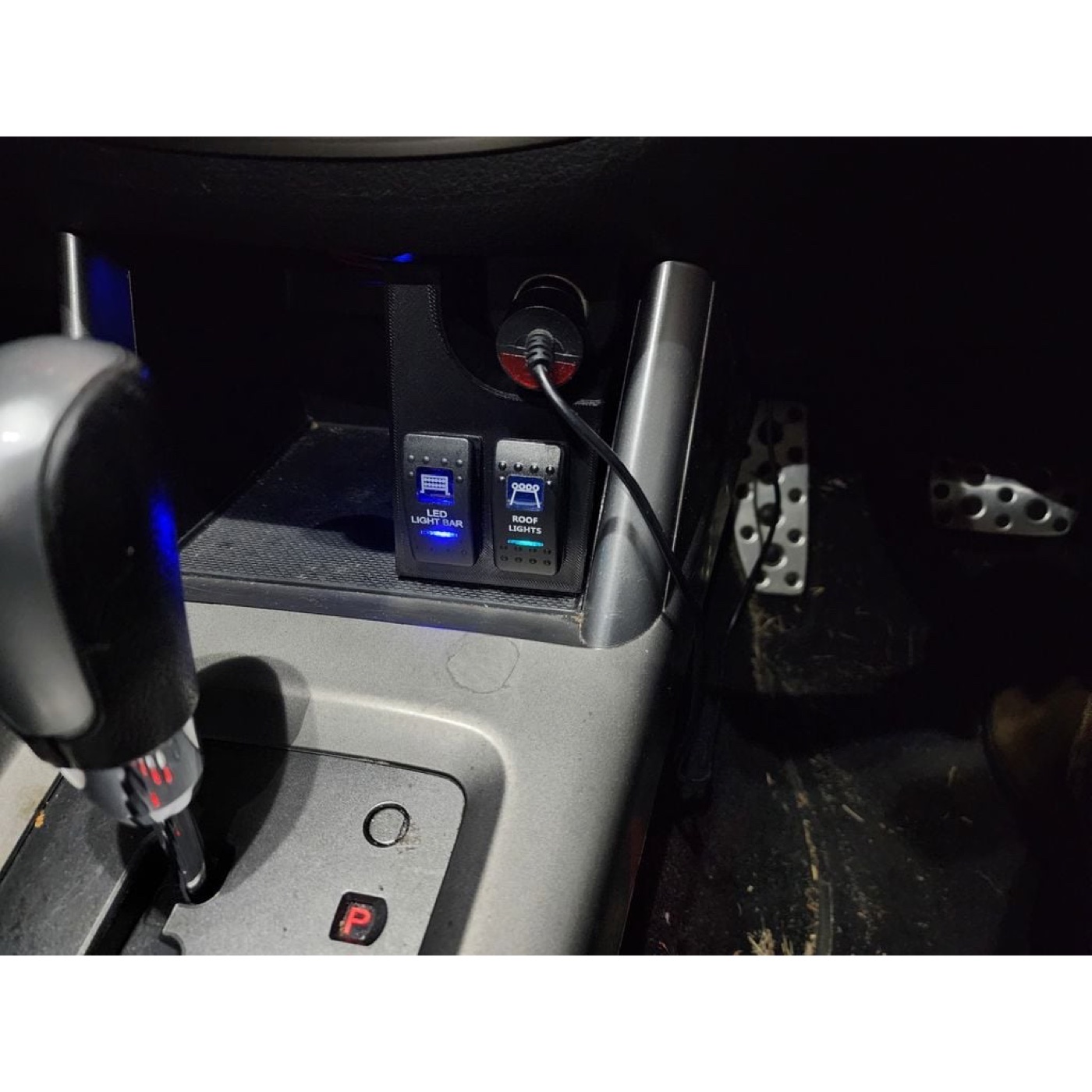 Subaru Forester SH Orta Konsol Anahtar Paneli
