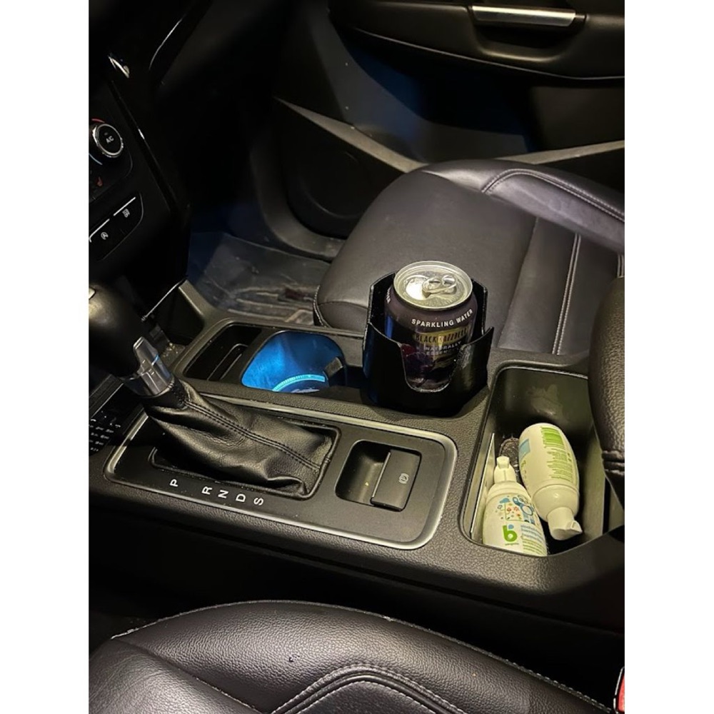 Ford Escape (2017) Bardaklık Genişletici görsel 4