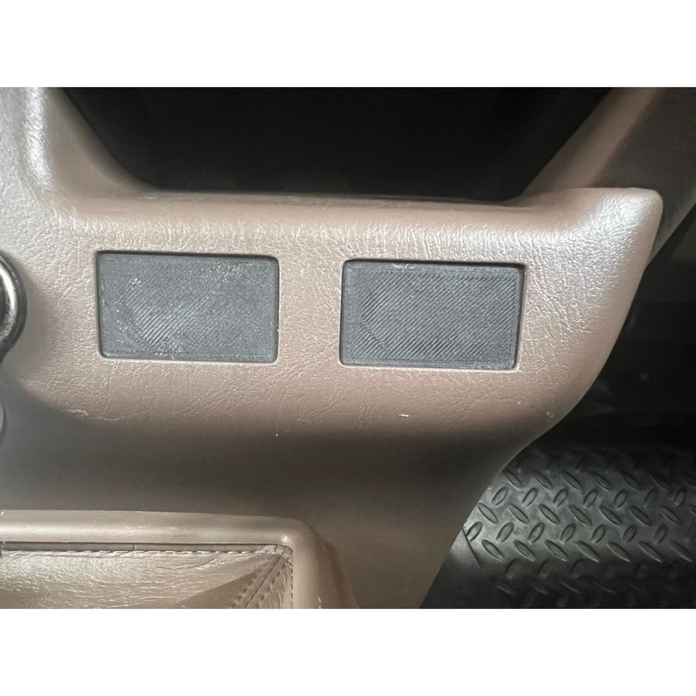 Toyota Tacoma 1. Nesil Göğüs Kapağı