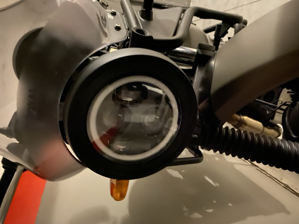 Royal Enfield Himalayan LED Far Dönüşümü