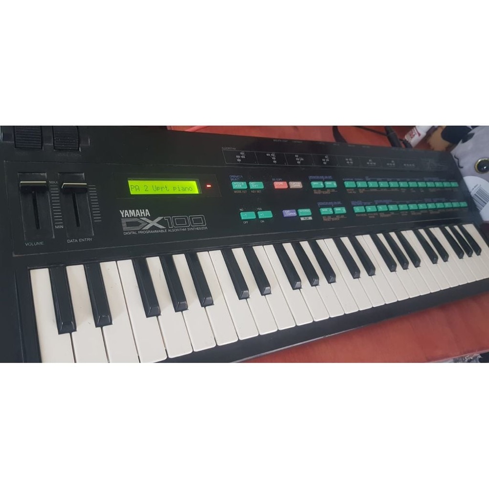 Yamaha DX100 Ekran Modifikasyonu Çerçevesi