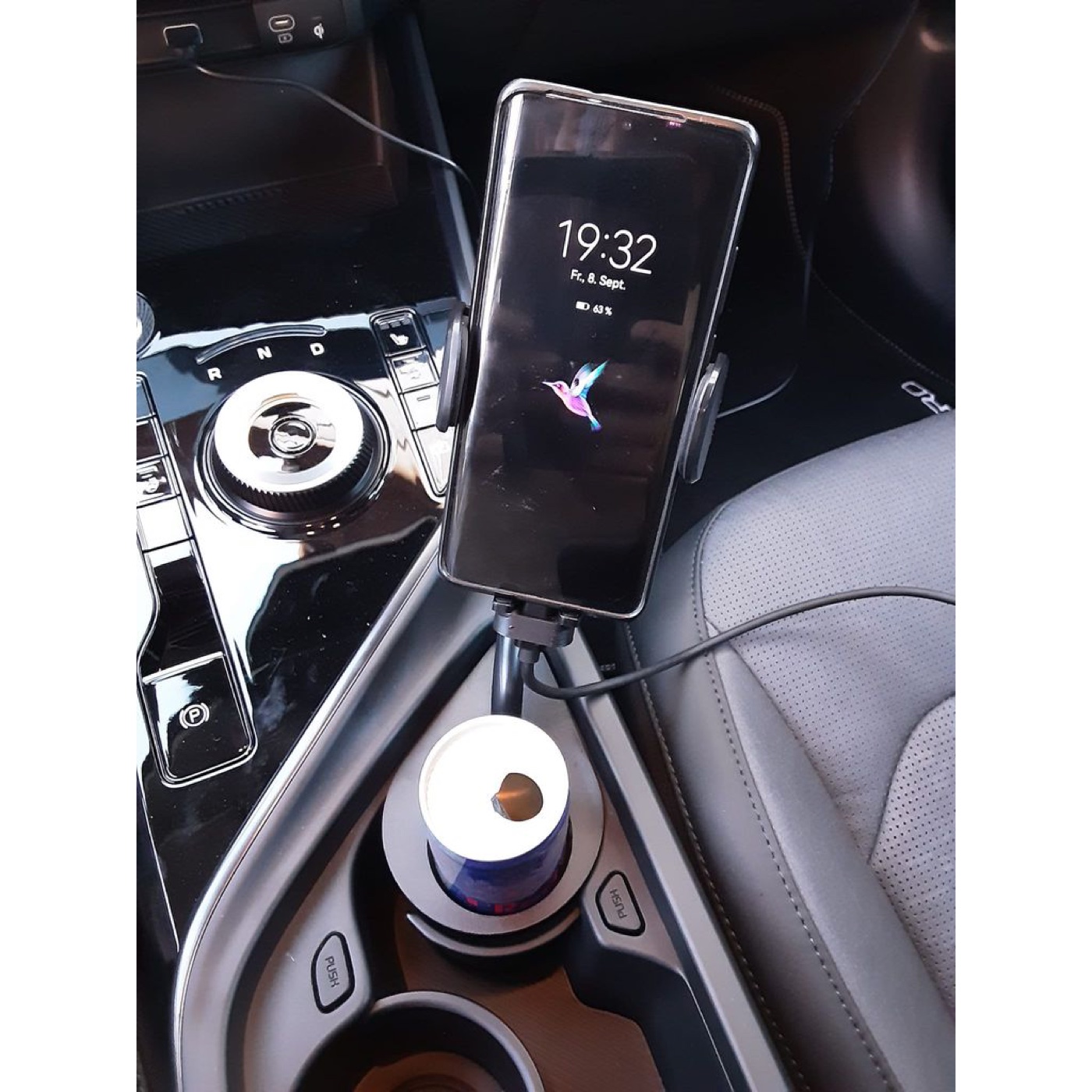 Kia Niro EV 2023 Telefon Tutucusu görsel 4