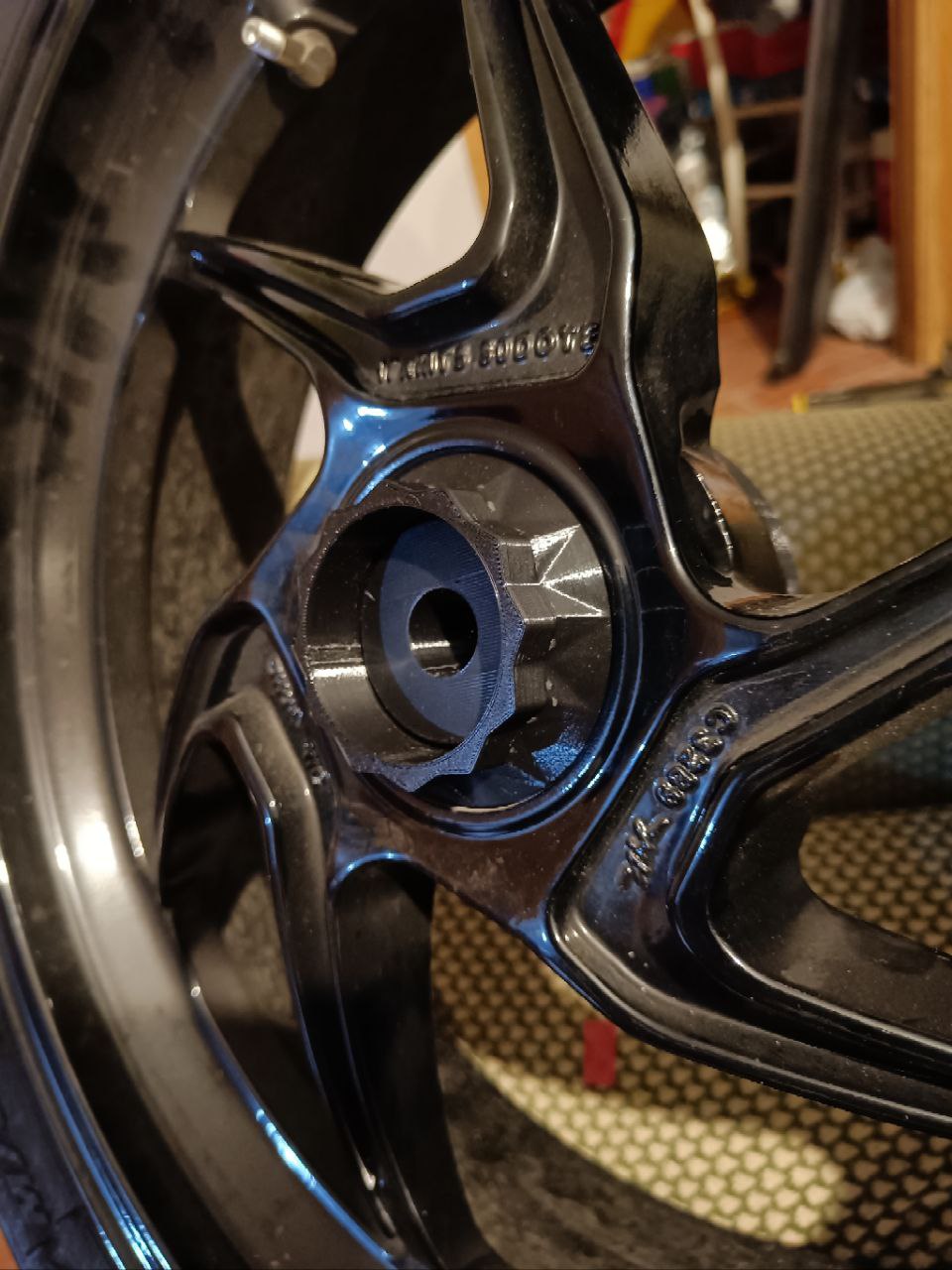 Ducati / MV Agusta Arka Tekerlek Somunu görsel 2