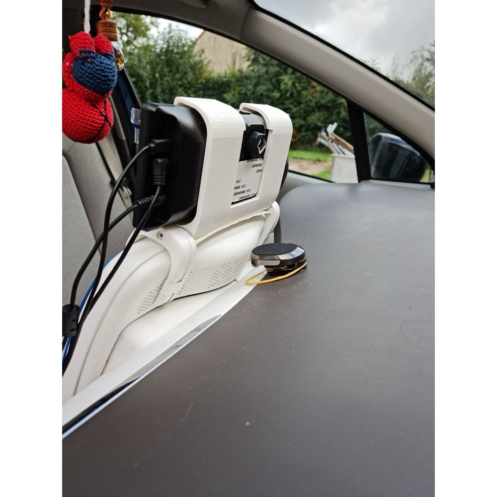 Renault Zoe Ze40 Multimedya Cihaz Tutucusu görsel 2