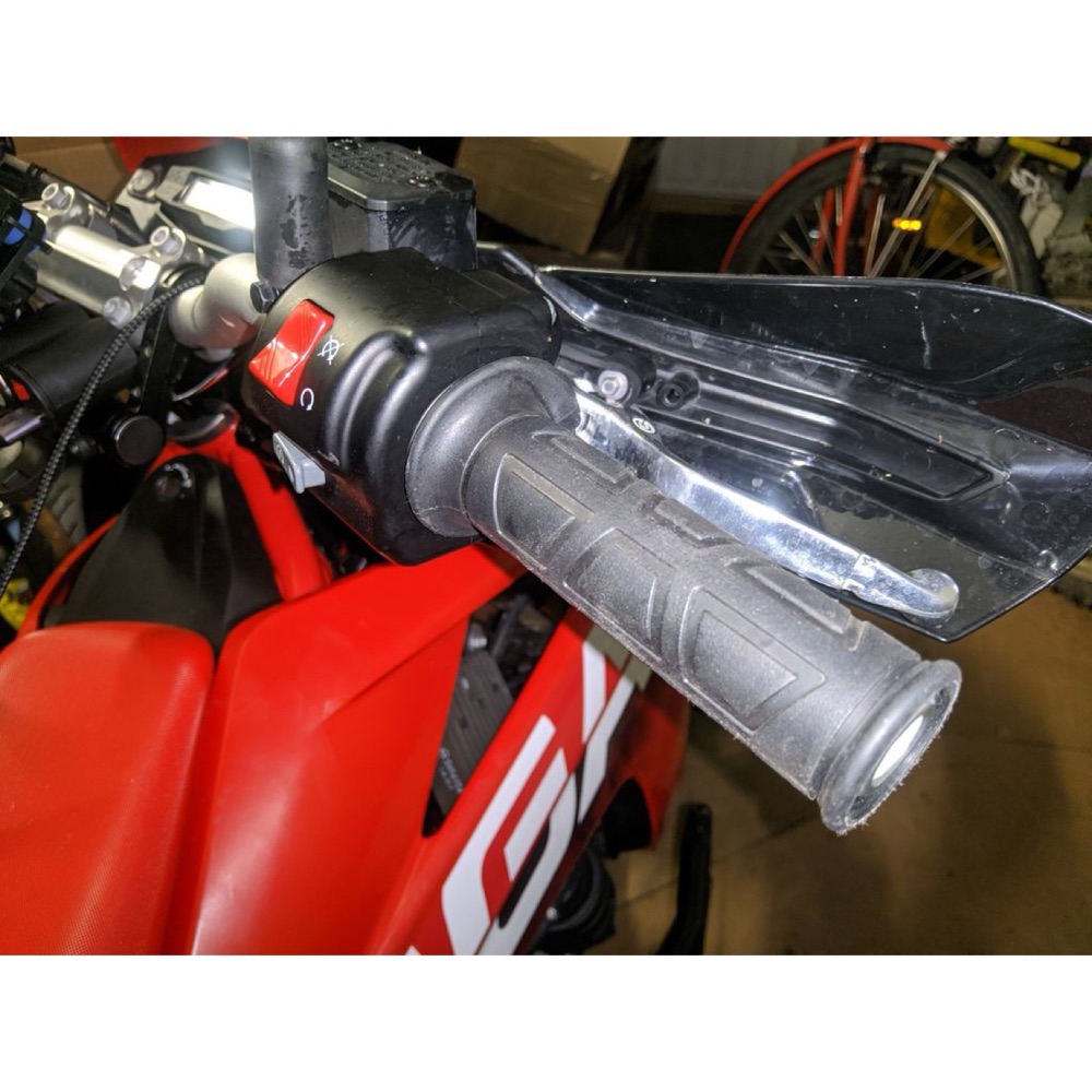 KTM 690/701 Isıtmalı Gidon Adaptörü görsel 2
