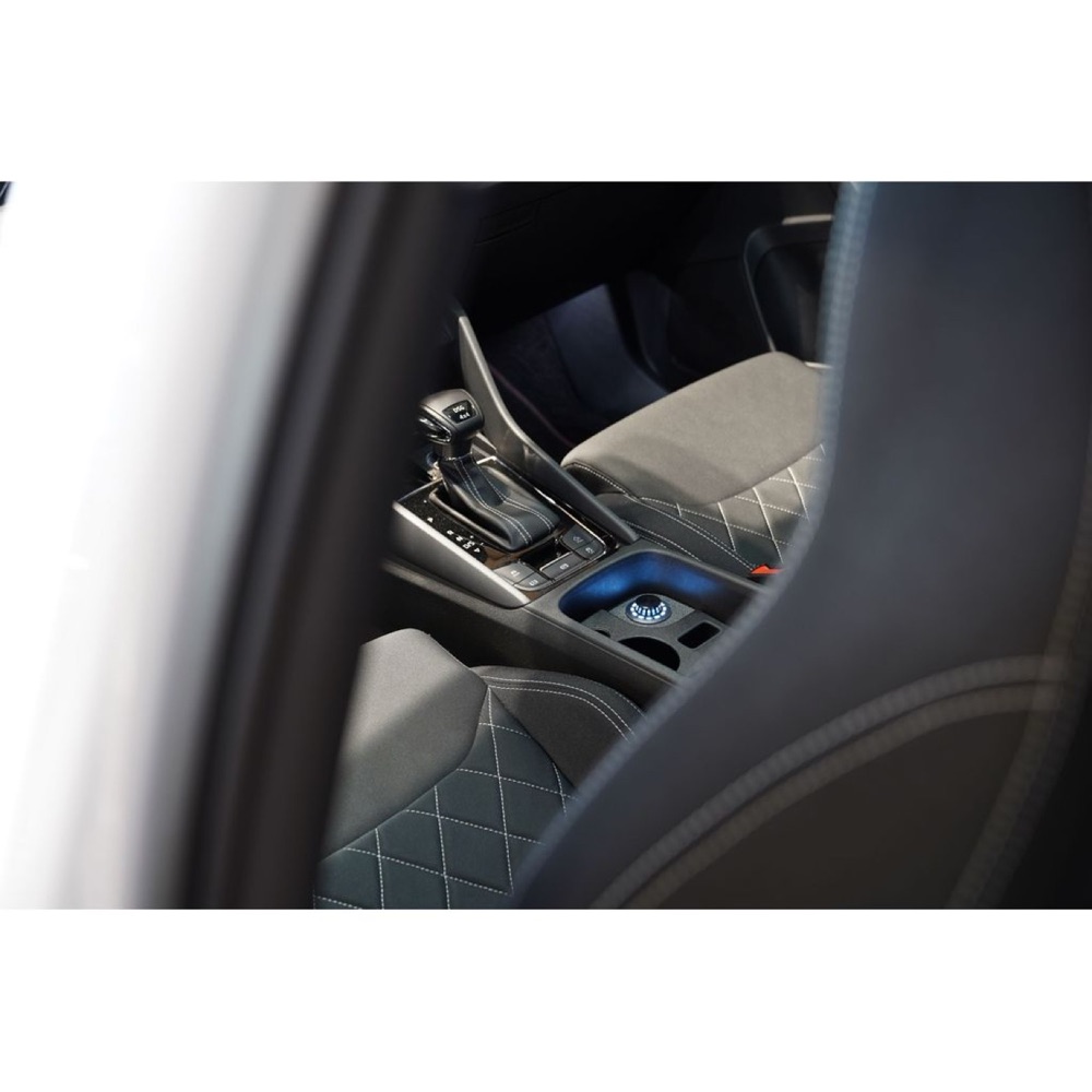 Škoda Karoq Helix Conductor Karoq Cup Holder Bracket görsel 2