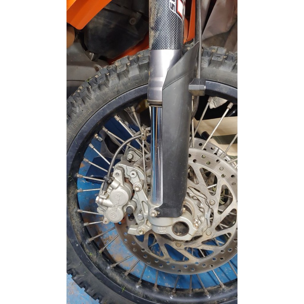 KTM 950/990 Adventure Fren Hattı Kelepçesi görsel 6