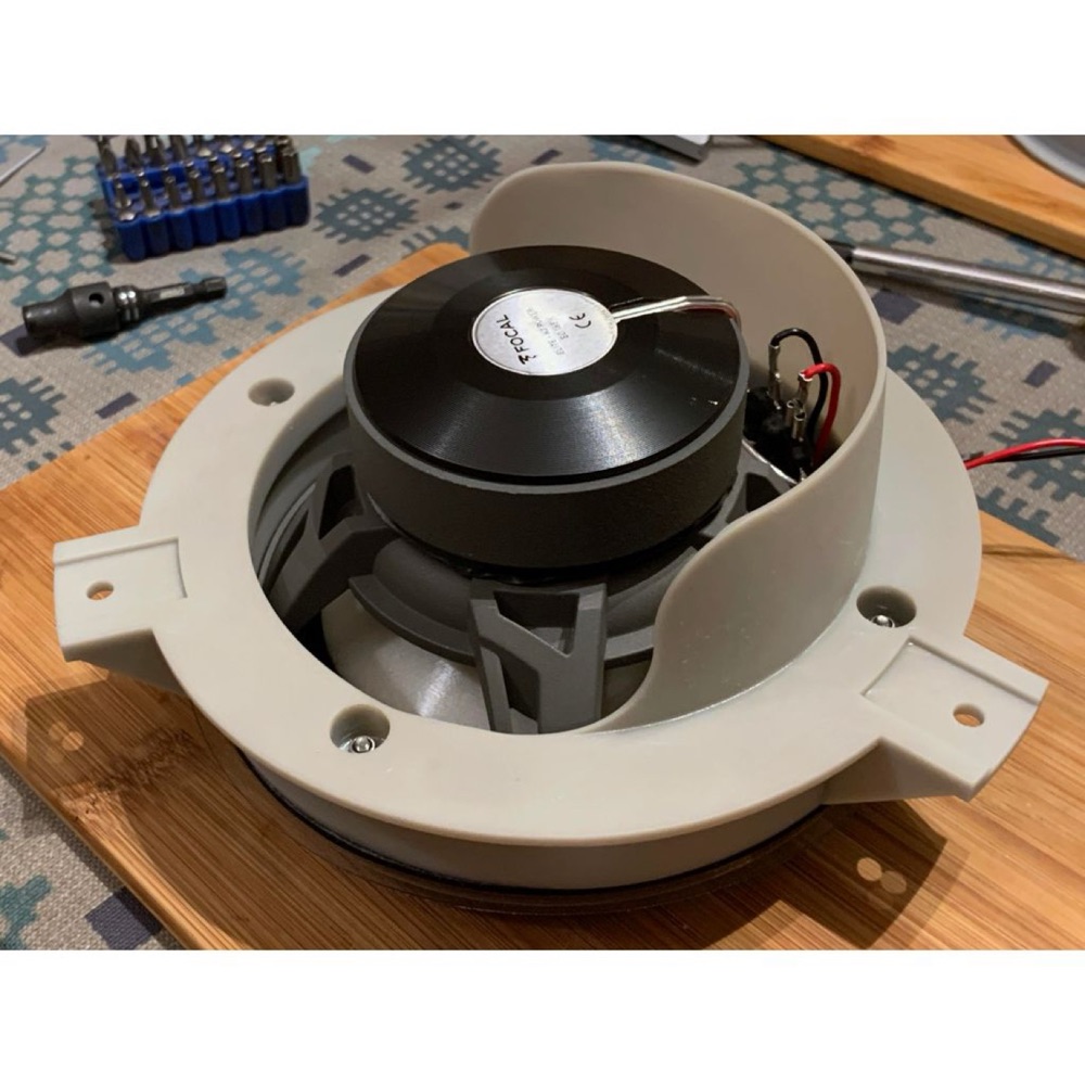 Subaru Outback Arka Hoparlör Adaptörü (5. Nesil)