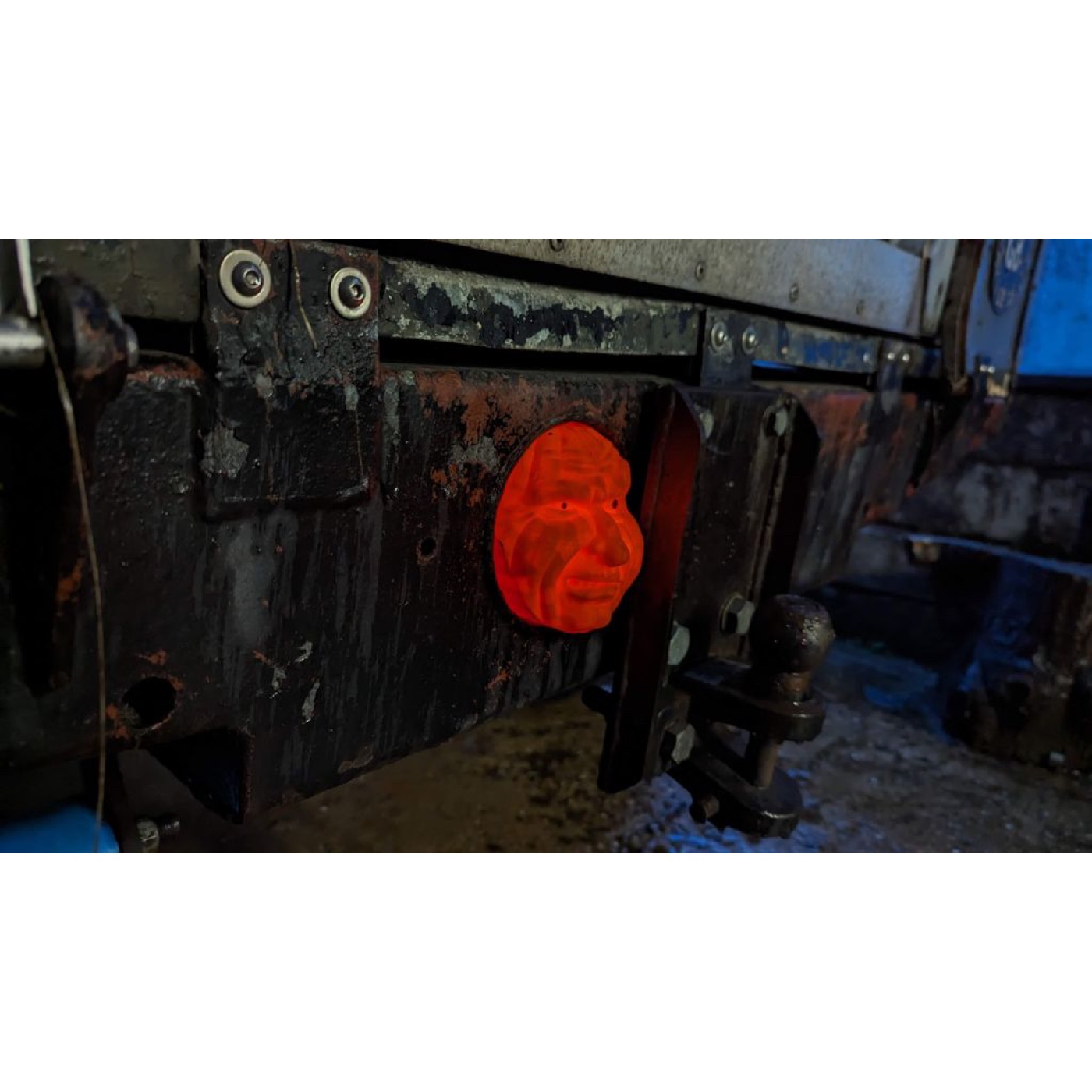 Land Rover PTO Cadılar Bayramı Kabak Süsü görsel 2
